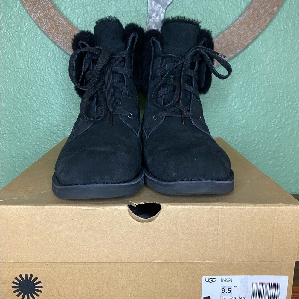 UGG Weylyn, Black, womens size 9.5 - Picture 3 of 9